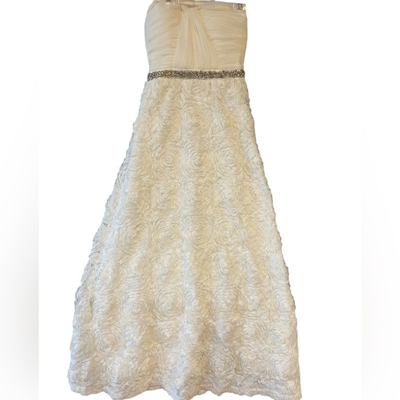 🔥NWT Beautiful ivory formal gown by As U Wish for prom/special occasion size 5 - Picture 1 of 9